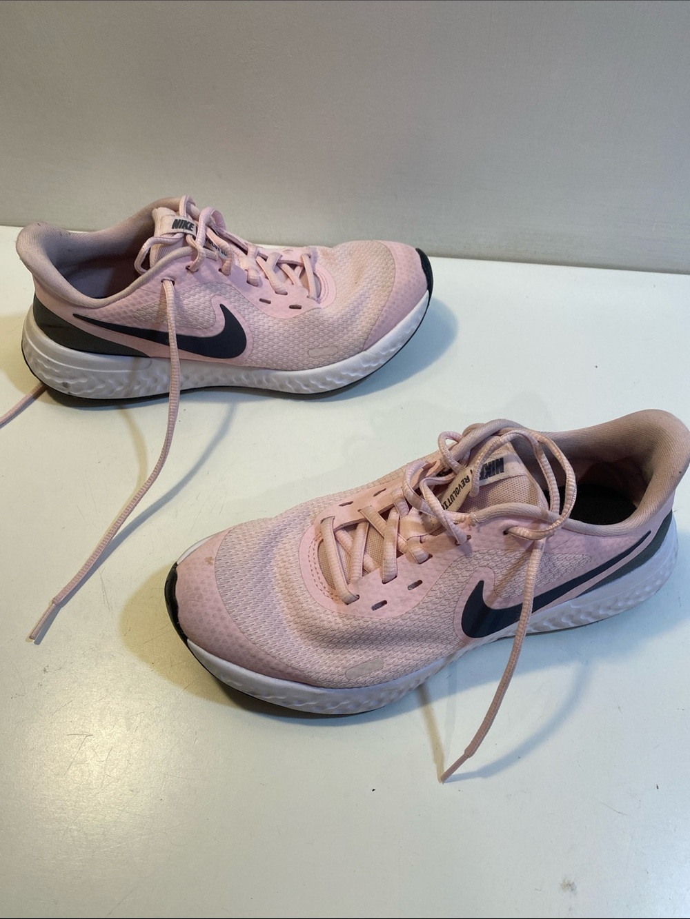 Nike Women's Light Pink and Gray  Running Sneakers Sz 5Y